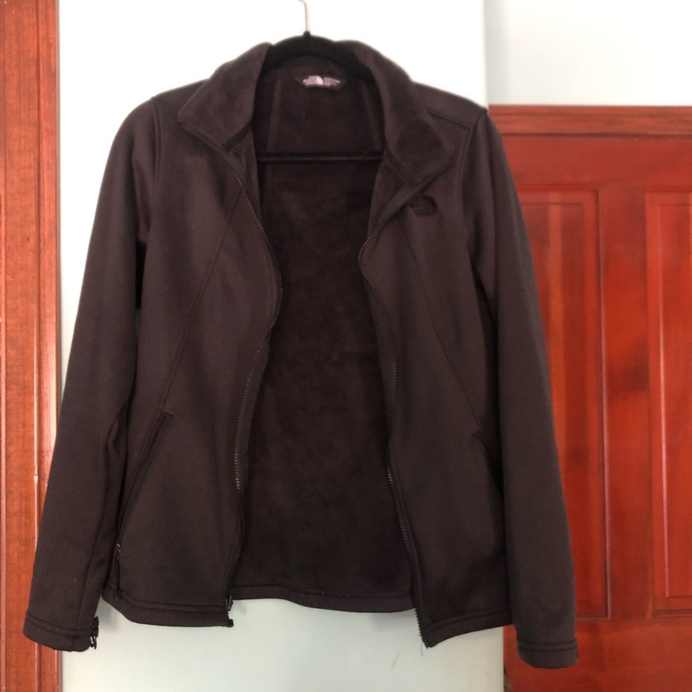 Black north face jacket